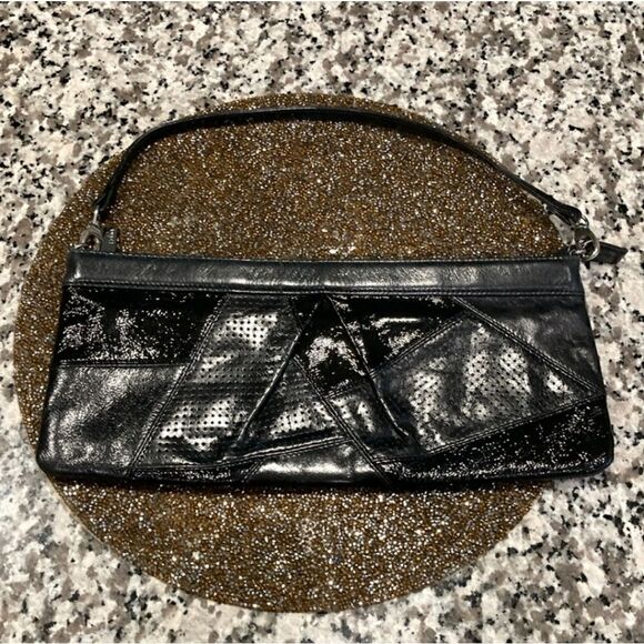 Very Nice HOBO Black Handbag / Purse - Picture 2 of 5